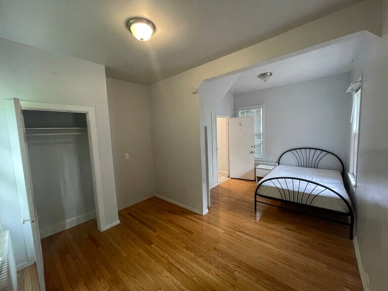 More Photos Of 7404 Rhode Island Ave, College Park Apartments For Sale