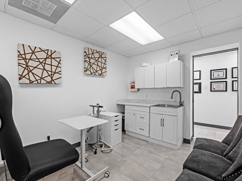 More Photos Of 525 Blossom St, Webster Medical For Sale