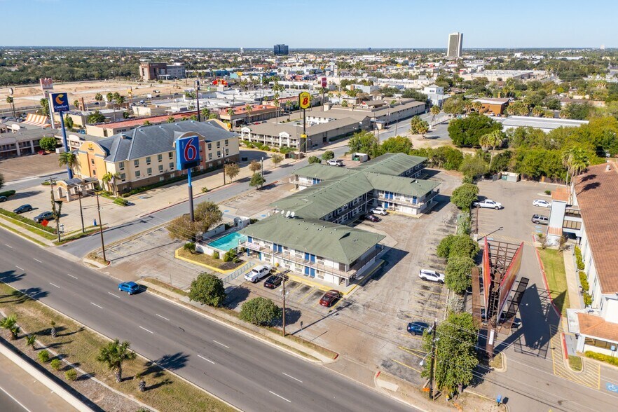 More Photos Of 700 W Expressway 83, McAllen Hotel For Sale