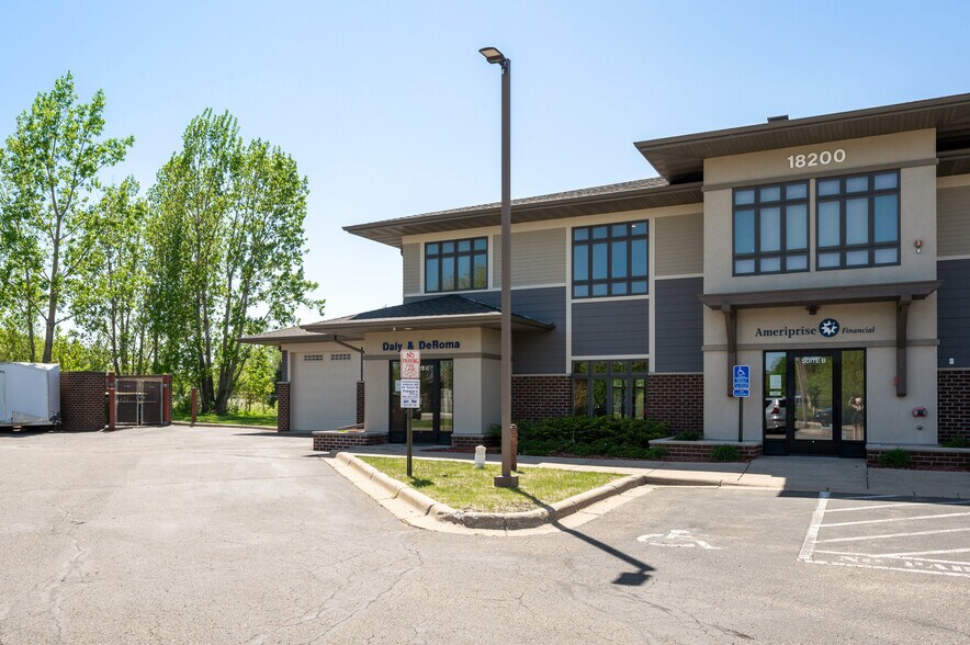More Photos Of 18200 45th Ave N, Plymouth Office Residential For Lease