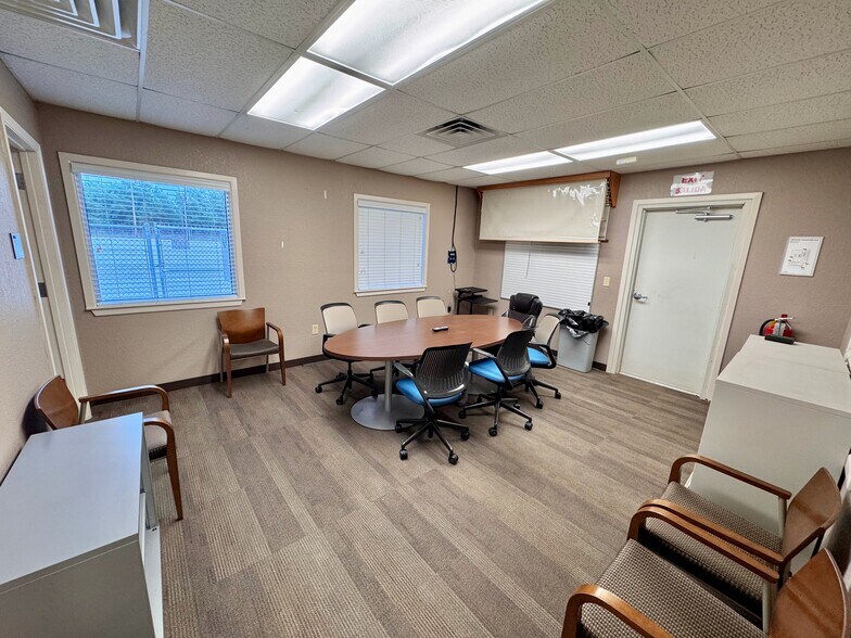 More Photos Of 1200 Bensdale Rd, Pleasanton Warehouse For Lease