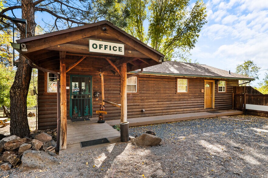 More Photos Of 2089 E White Mountain Blvd, Pinetop Hotel For Sale
