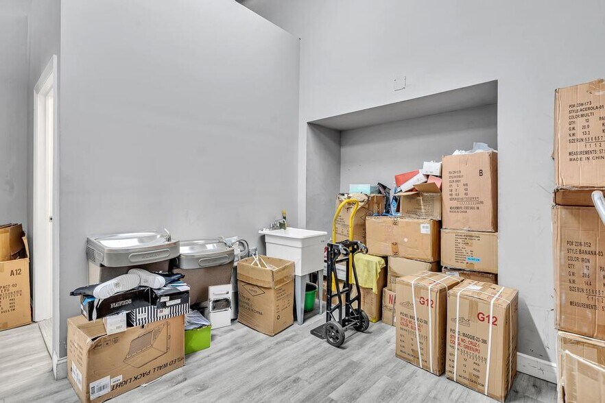 More Photos Of 2028-2042 NW 22nd Ave, Miami Storefront For Sale