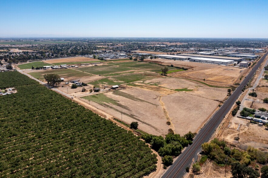 More Photos Of 10326 Walnut Ave, Galt Land For Sale