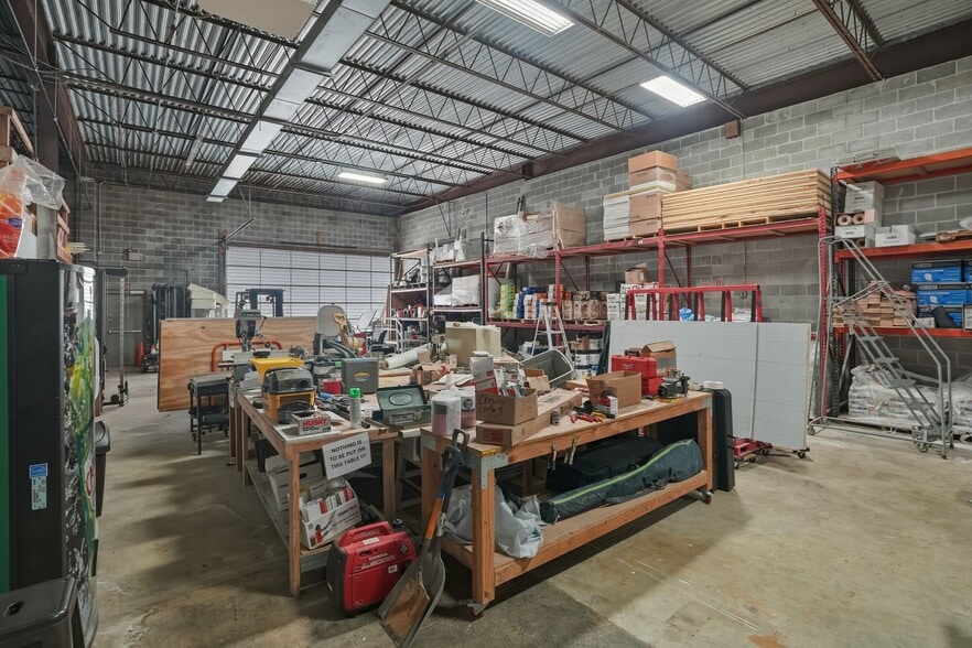 More Photos Of 890 Fernhill Rd, West Chester Warehouse For Sale