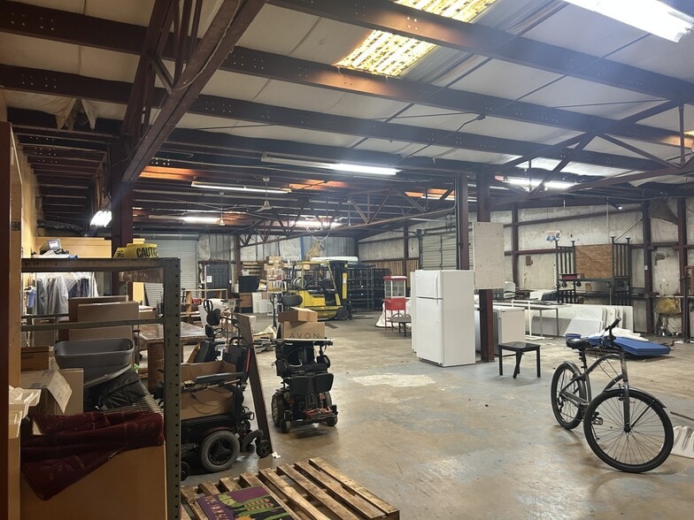 More Photos Of 607 Palm Ave, Palatka Rehabilitation Center For Sale