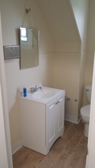 More Photos Of 7045-7047 Germantown Ave, Philadelphia Office For Lease