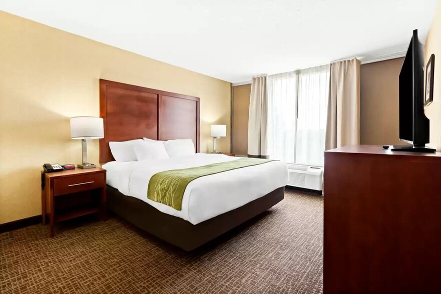 More Photos Of 2541 Chestnut Ridge Rd, Grantsville Hotel For Sale