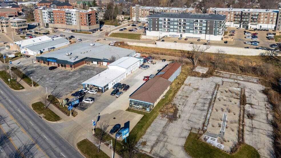 More Photos Of 711 2nd St, Coralville Land For Sale