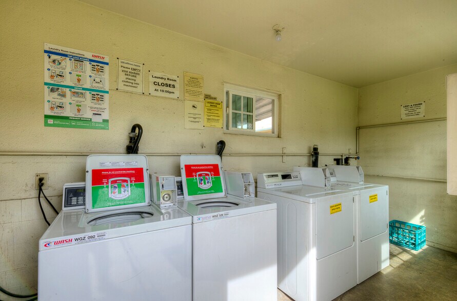 More Photos Of 1228 Jefferson Ave, Clovis Apartments For Sale