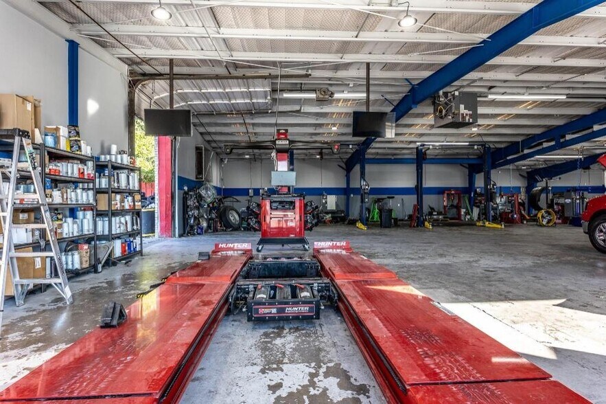 More Photos Of 4001 S Buckner Blvd, Dallas Service For Sale