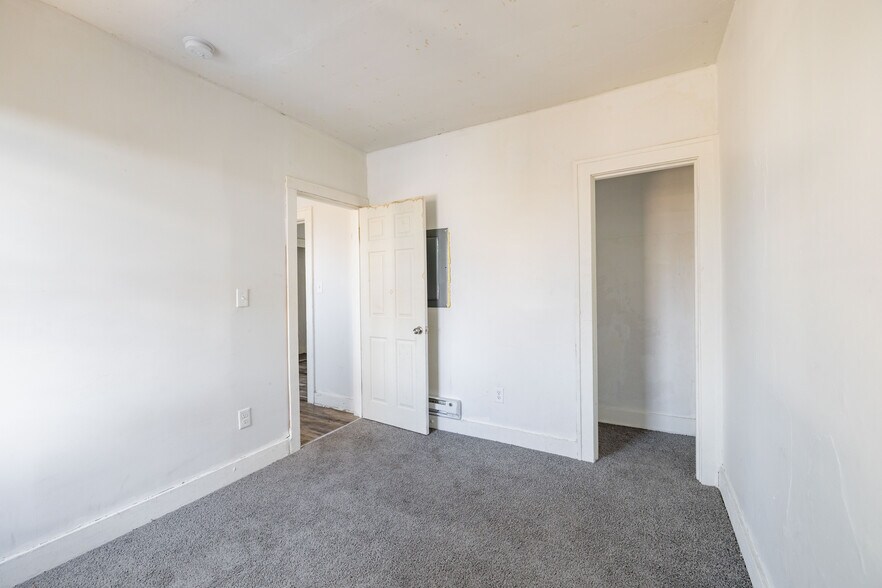 More Photos Of 8525 Maxwell St, Detroit Apartments For Sale