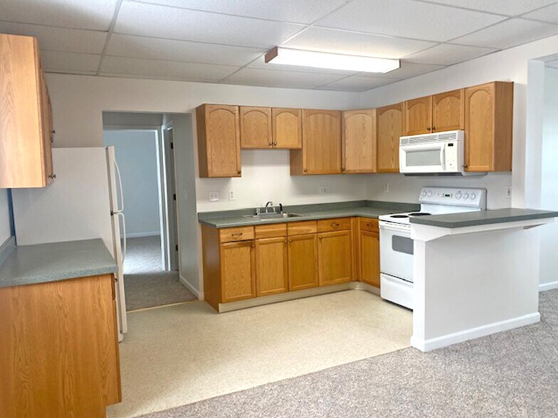 More Photos Of 2931 Maple St, Erie Multifamily For Sale
