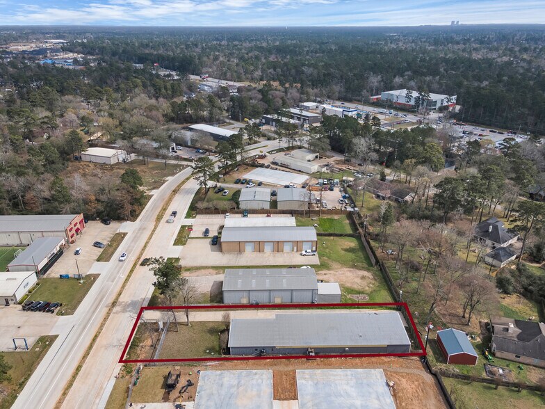 More Photos Of 32219 Tamina Rd, Magnolia Distribution For Lease