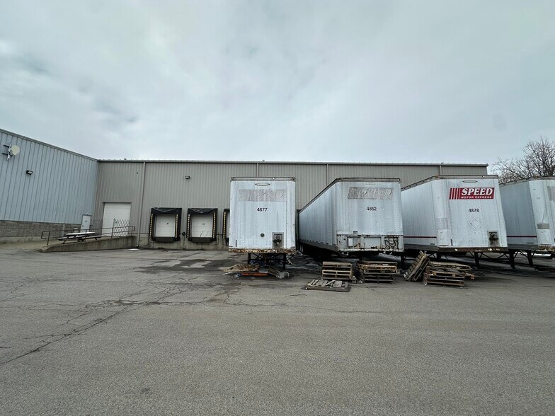 More Photos Of 2335 Union Rd, Cheektowaga Distribution For Sale