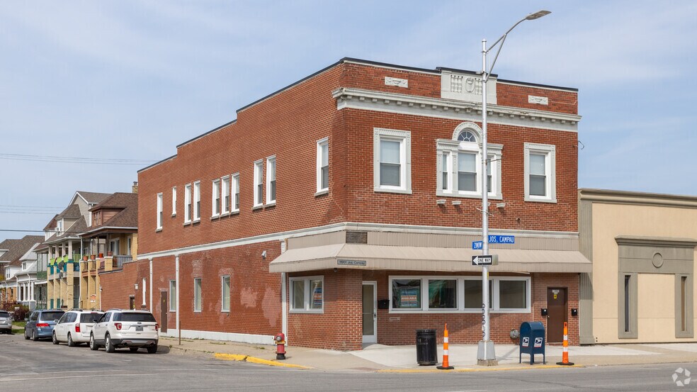 Primary Photo Of 11901 Joseph Campau St, Hamtramck Storefront Retail Office For Lease