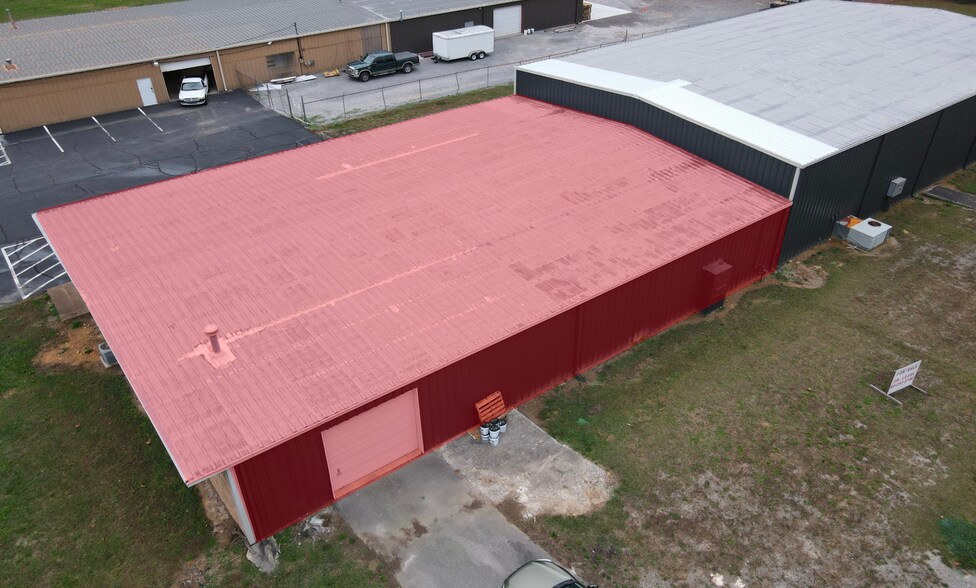 More Photos Of 111 Montclair St, Tullahoma Warehouse For Lease