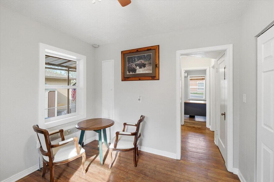 More Photos Of 105 W 200 N, Logan Office For Sale