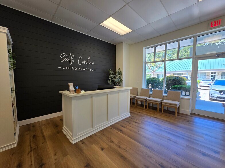 More Photos Of 61 Riverwalk Blvd, Ridgeland Storefront Retail Office For Lease