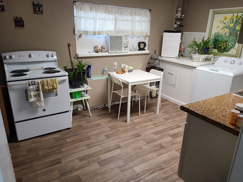 More Photos Of 414 W 29th St, Pueblo Hotel For Sale