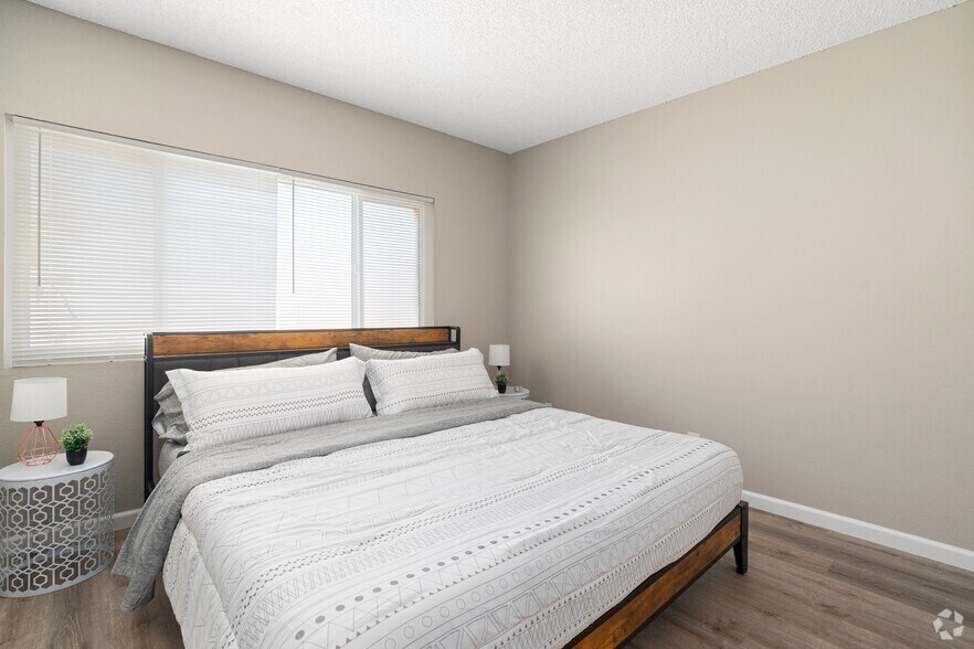 More Photos Of 82451 John Nobles Ave, Indio Apartments For Sale