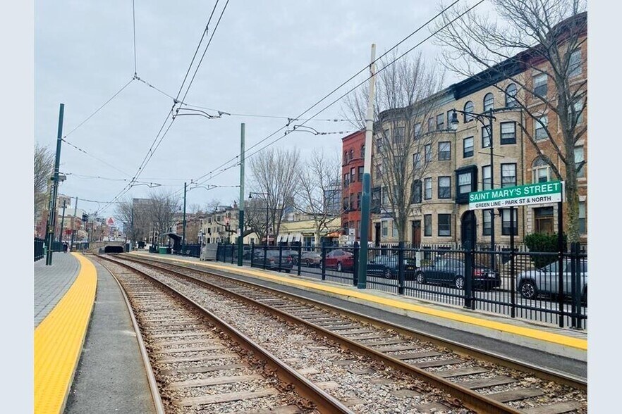 More Photos Of 1002 Beacon St, Brookline Storefront Retail Residential For Sale