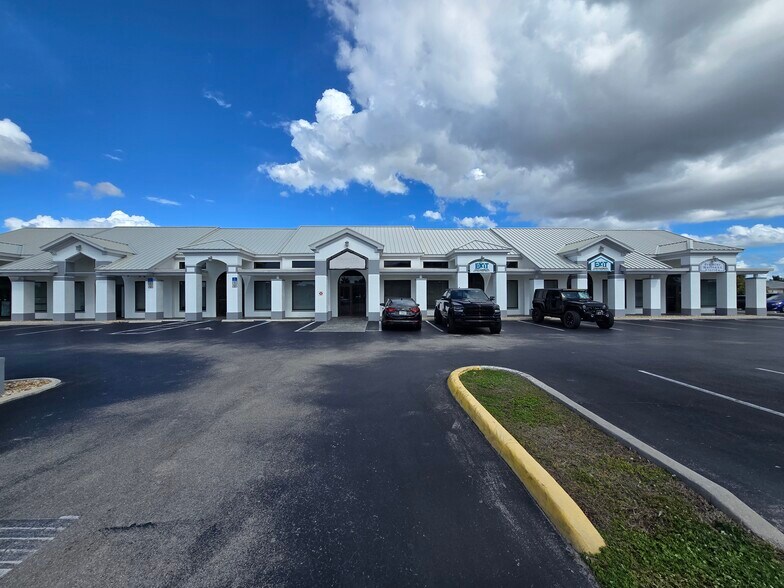 More Photos Of 3515 Del Prado Blvd S, Cape Coral Medical For Lease