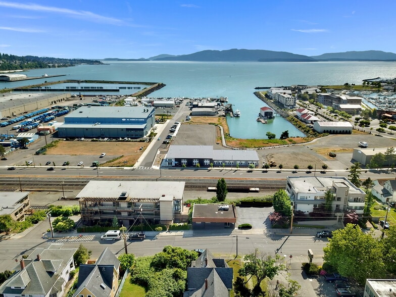 More Photos Of 1215 W Holly St, Bellingham Office For Sale