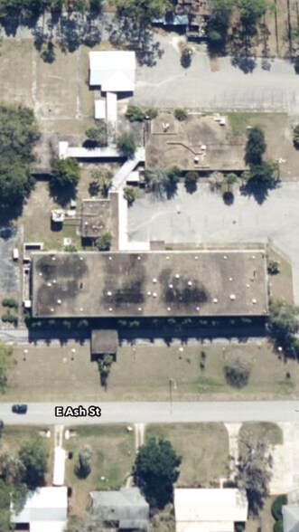 More Photos Of 407 E Ash St, Perry Medical For Sale