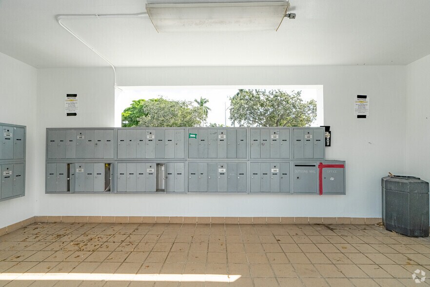 More Photos Of 3870 N Andrews Ave, Oakland Park Apartments For Sale