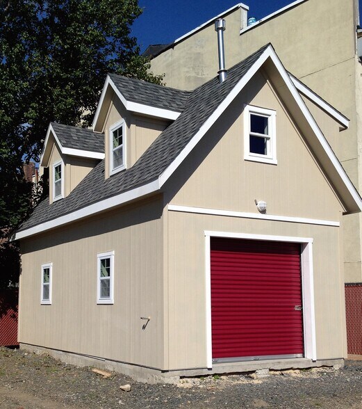 Primary Photo Of 15 S 7th Ave, Long Branch Self Storage For Lease