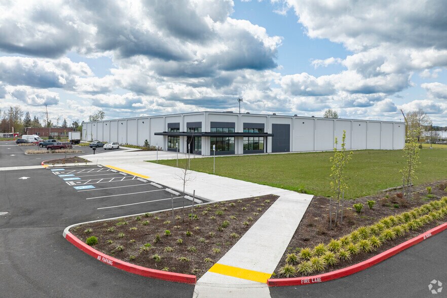 More Photos Of 5051 SW Western Ave, Beaverton Warehouse For Sale