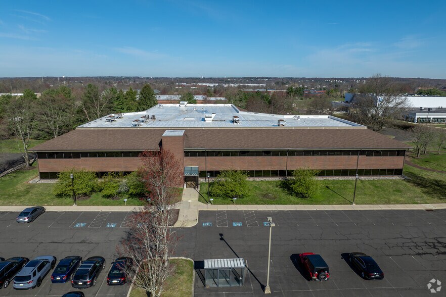 More Photos Of 1 Progress Dr, Horsham Township Office For Sale