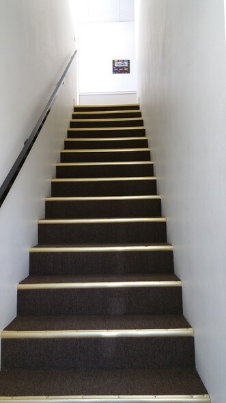 More Photos Of 2706-2708 Artesia Blvd, Redondo Beach Storefront Retail Office For Lease