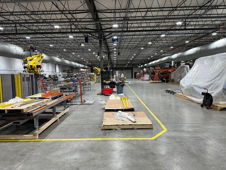 More Photos Of 700 Scattergood Dr NW, Christiansburg Distribution For Lease