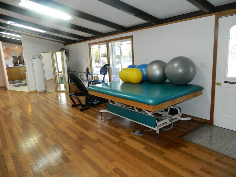More Photos Of 2345 Biehn St, Klamath Falls Healthcare For Sale