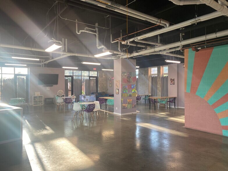 More Photos Of 25-33 Elgin Ave, Forest Park Apartments For Lease