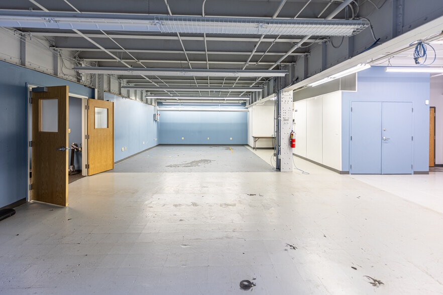 More Photos Of 4925 Harrison St, Pittsburgh Warehouse For Sale