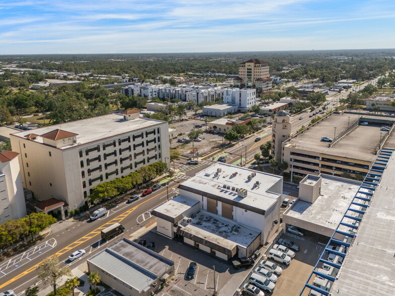 More Photos Of 2070-2074 Ringling Blvd, Sarasota Storefront Retail Office For Sale