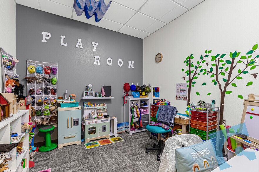 More Photos Of 9041 Mid Cities Blvd, North Richland Hills Unknown For Lease