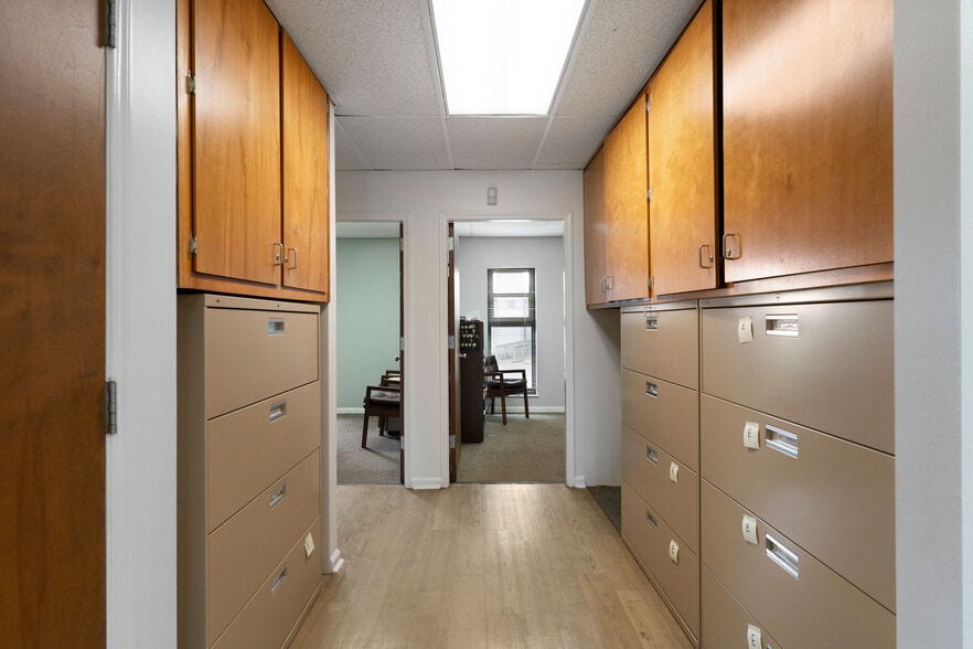 More Photos Of 112 Old Mill Rd, Cartersville Research And Development For Sale