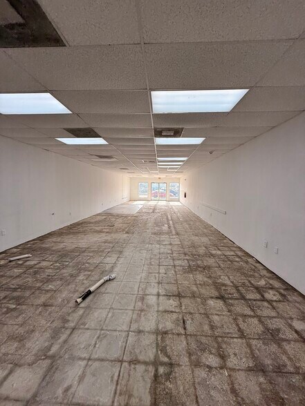 More Photos Of 9360 NW 27th Ave, Miami Freestanding For Lease