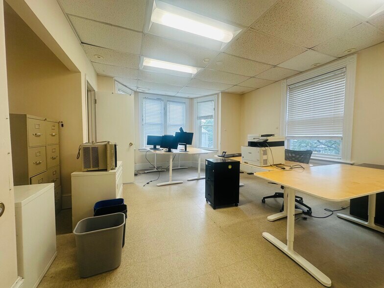 More Photos Of 420 Washington St, Dorchester Office For Lease