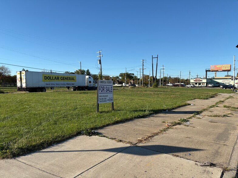 Primary Photo Of 14438 Harper Ave, Detroit Land For Sale
