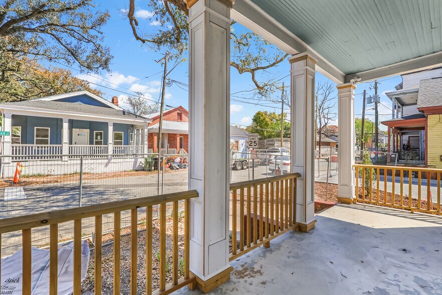 More Photos Of 423 W 42nd St, Savannah General Retail For Sale