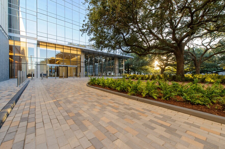 More Photos Of 3737 Buffalo Speedway Ave, Houston Office For Lease