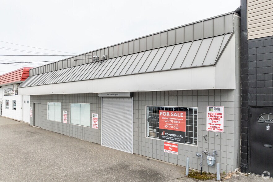 Primary Photo Of 45831 Railway Ave, Chilliwack General Retail For Sale