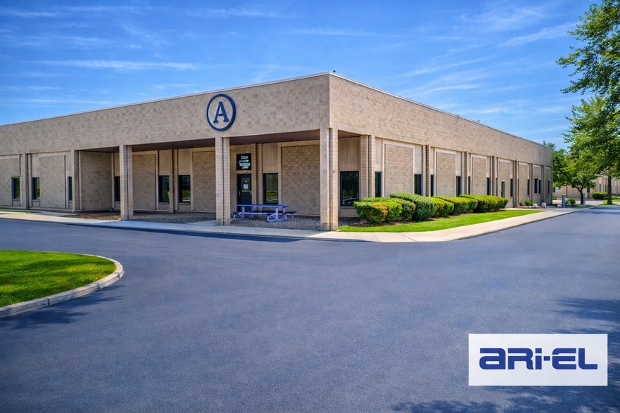 Primary Photo Of 37703-37713 Schoolcraft Rd, Livonia Unknown For Lease