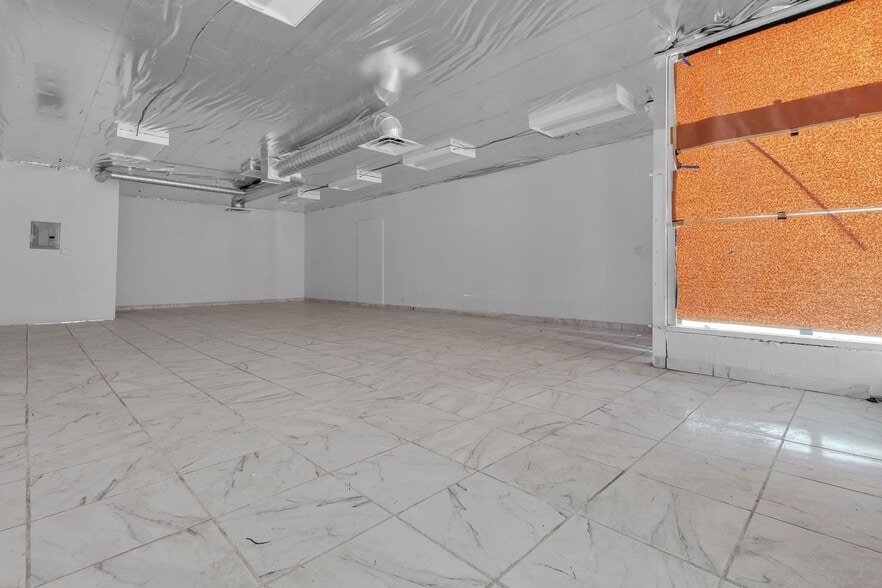 More Photos Of 1200-1210 Stewart Ave, Las Vegas Unknown For Lease