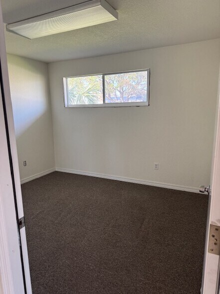 More Photos Of 1675 N Atlantic Ave, Cocoa Beach Office For Lease